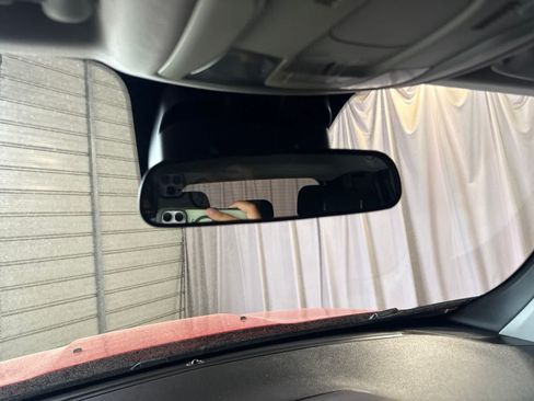 Used 2021 Jeep Renegade Latitude FWD image 25