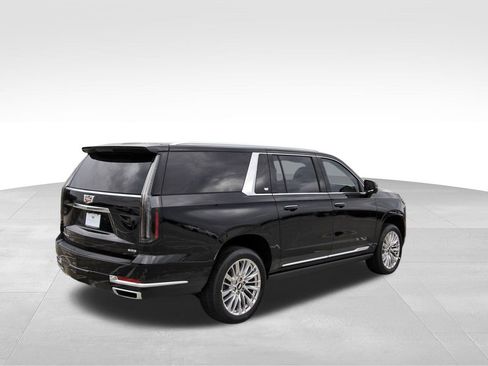 New 2026 Cadillac Escalade ESV Luxury AWD/4WD image 4