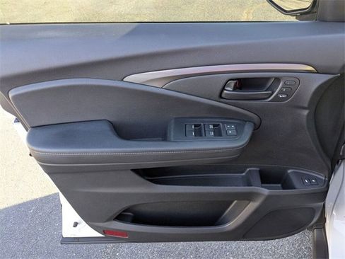 Used 2023 Honda Passport EX-L image 33