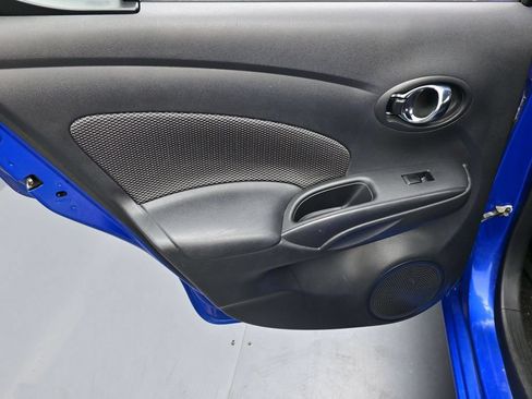 Used 2017 Nissan Versa SV FWD image 21