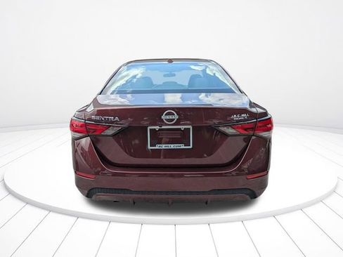 Used 2025 Nissan Sentra SV FWD image 5