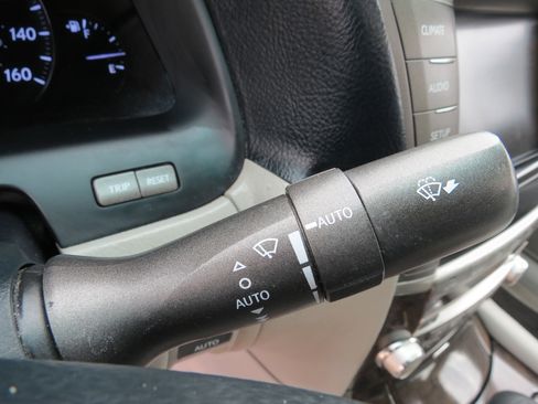 Used 2011 Lexus LS 460 image 19