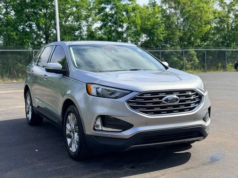 Used 2023 Ford Edge Titanium AWD/4WD image 4