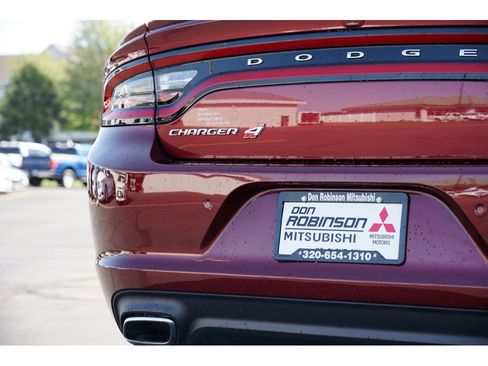 Used 2020 Dodge Charger SXT image 10