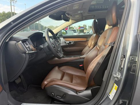 Used 2018 Volvo S90 T6 Inscription w/ Convenience Package AWD/4WD image 13