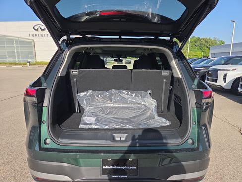 Used 2026 INFINITI QX60 Luxe w/ Cargo Package FWD image 10