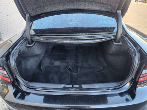 Used 2017 Dodge Charger R/T w/ Plus Group RWD image 11