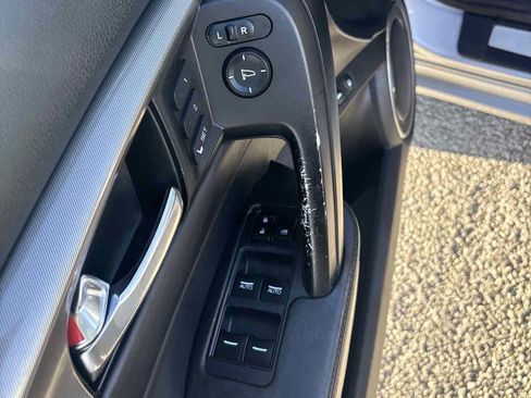 Used 2012 Acura TL w/ Technology Package image 7