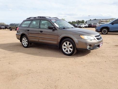 Used 2009 Subaru Outback 2.5i Special Edition image 6