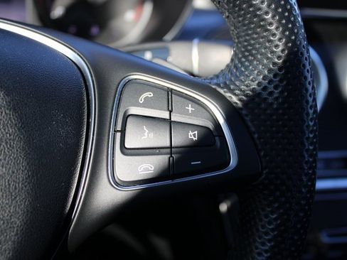 Certified 2018 Mercedes-Benz GLC 300 4MATIC image 20