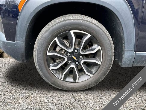 Used 2021 Chevrolet TrailBlazer ACTIV w/ Sun and Liftgate Package AWD/4WD image 9