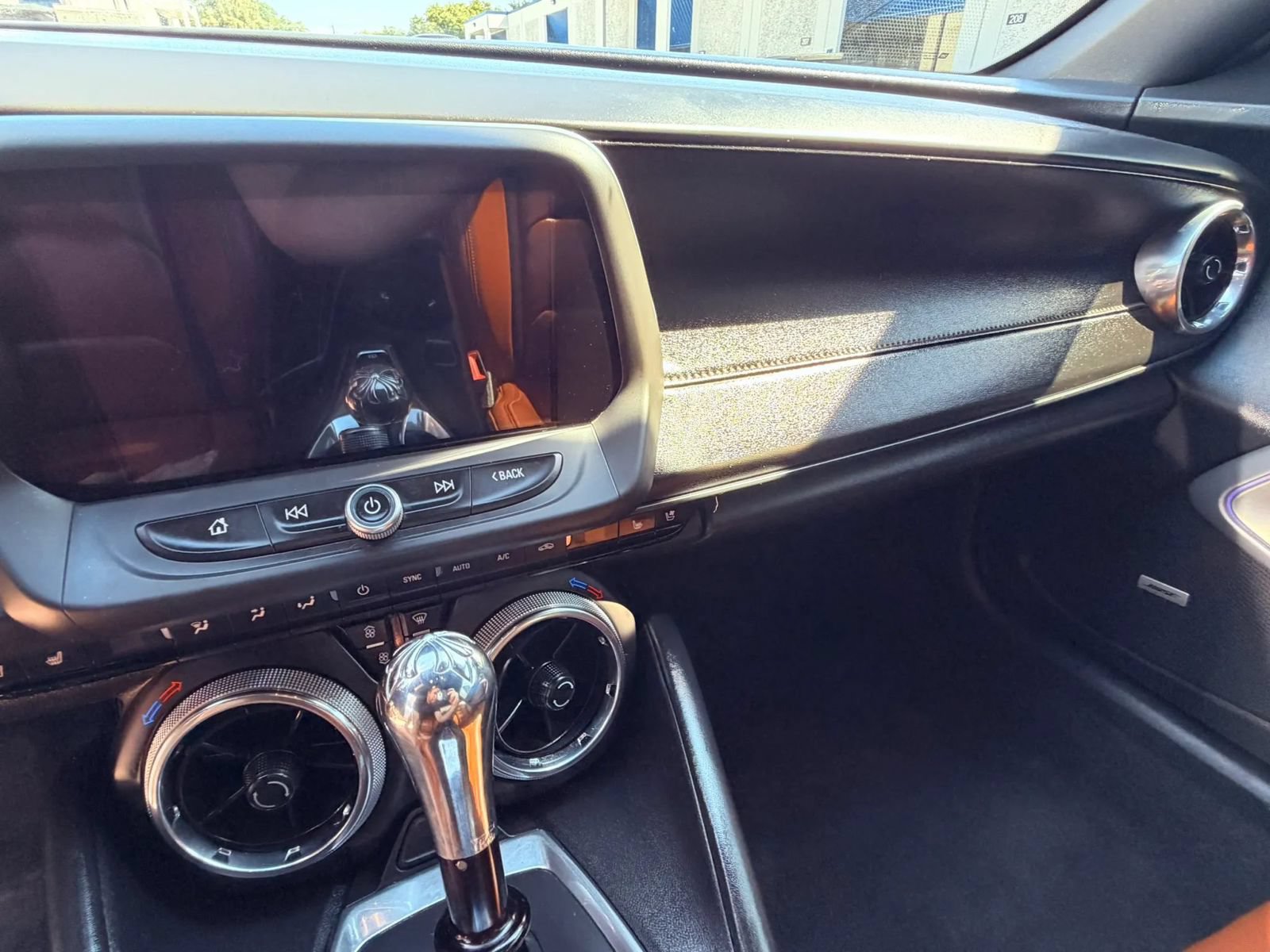 Used 2017 Chevrolet Camaro LT RWD image 14