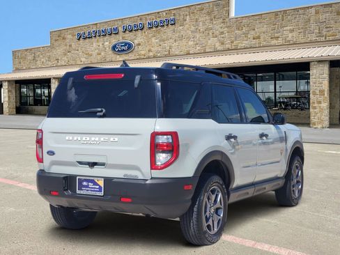 Used 2022 Ford Bronco Sport Badlands image 5