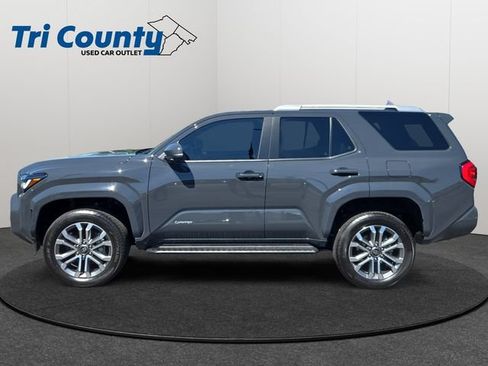 Certified 2026 Toyota 4Runner Limited AWD/4WD image 5
