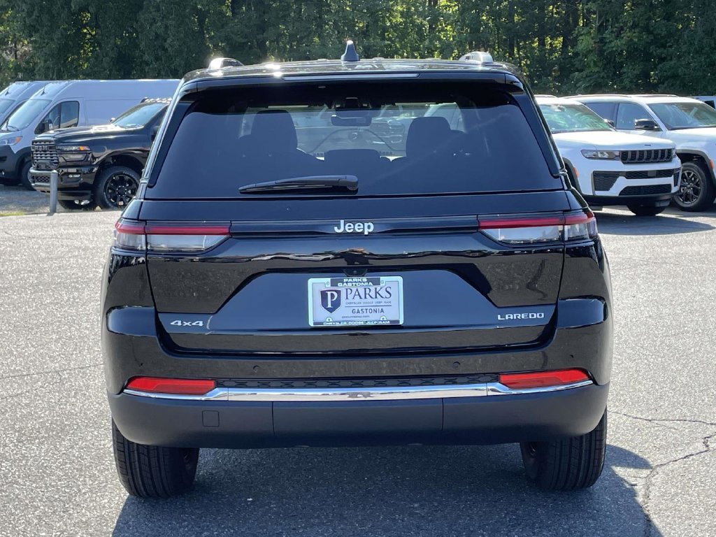 New 2027 Jeep Grand Cherokee 4WD image 7
