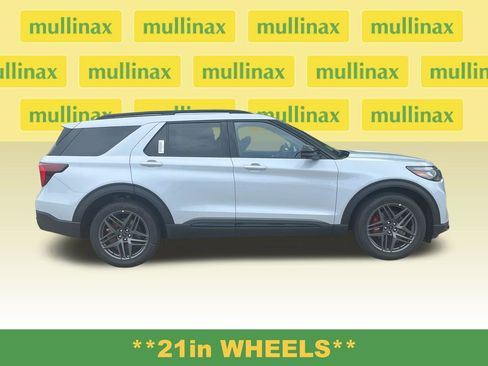 New 2026 Ford Explorer ST AWD/4WD image 2