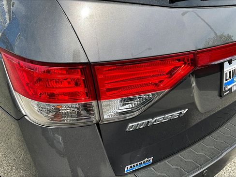 Used 2016 Honda Odyssey Touring Elite image 33