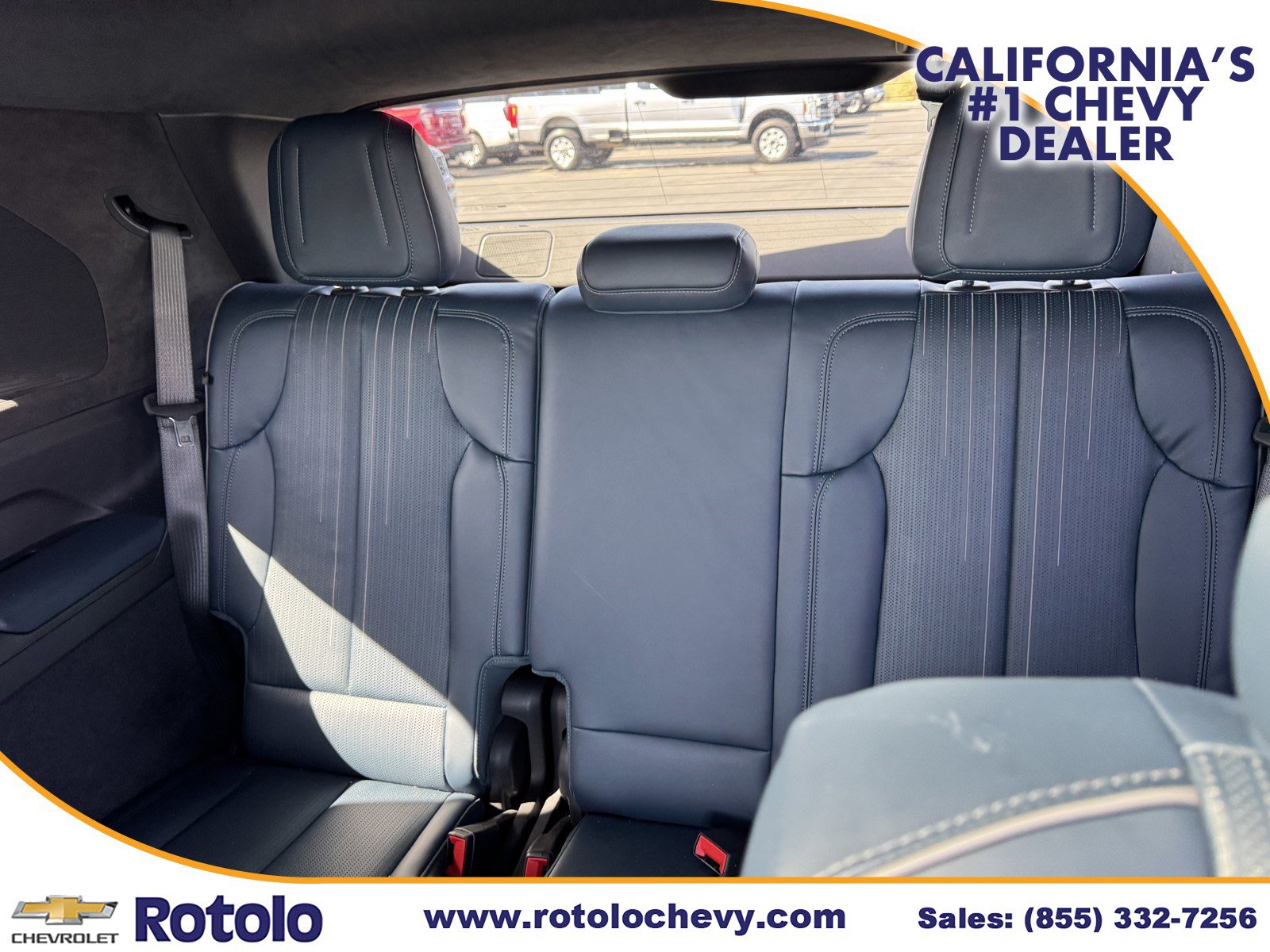 Used 2025 Cadillac Escalade IQ Luxury 2 w/ LPO, Premium Carpet Package AWD/4WD image 16