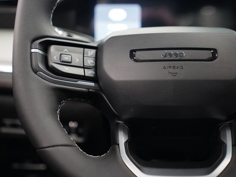 New 2026 Jeep Cherokee Limited image 18