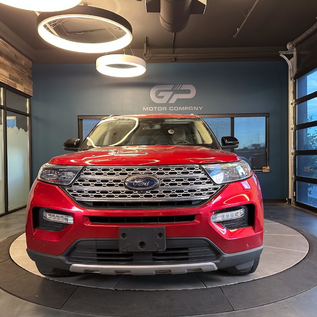 Used 2022 Ford Explorer Limited w/ Equipment Group 301A AWD/4WD image 8
