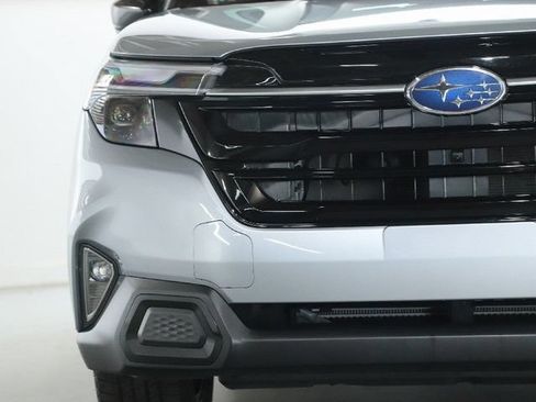 Used 2026 Subaru Forester Touring AWD/4WD image 6