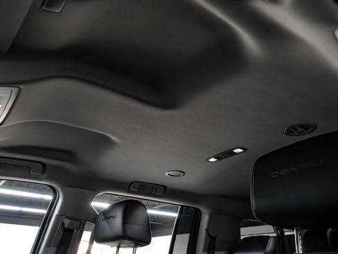 Used 2020 GMC Yukon XL Denali RWD image 36