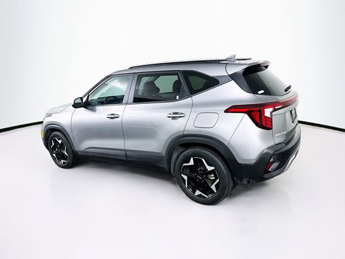 Used 2025 Kia Seltos S image 5