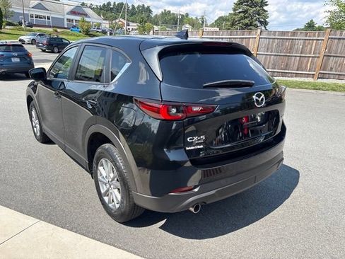 Used 2023 MAZDA CX-5 AWD 2.5 S w/ Select Package image 6