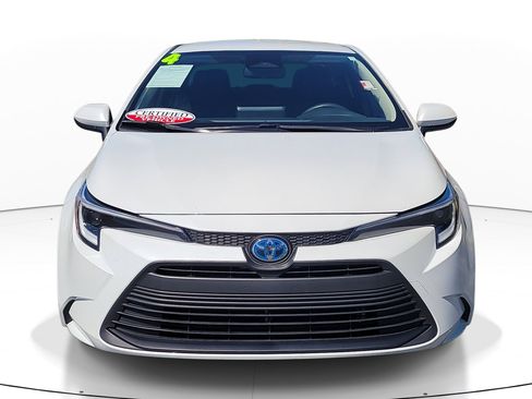 Certified 2024 Toyota Corolla LE FWD image 2