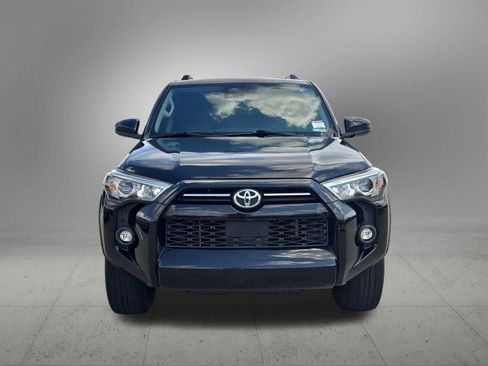 Used 2021 Toyota 4Runner SR5 RWD image 9