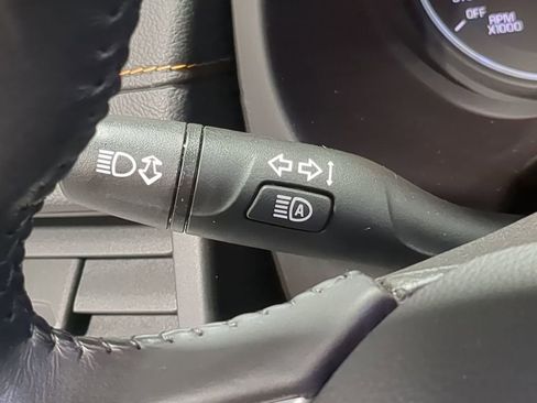 Used 2020 GMC Terrain SLE w/ Driver Convenience Package FWD image 33