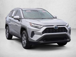 Used 2022 Toyota RAV4 XLE AWD/4WD video 3