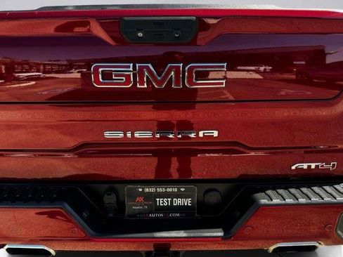 Used 2020 GMC Sierra 1500 AT4 w/ AT4 Premium Package AWD/4WD image 19