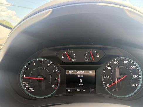 Used 2023 Chevrolet Malibu LS FWD image 12
