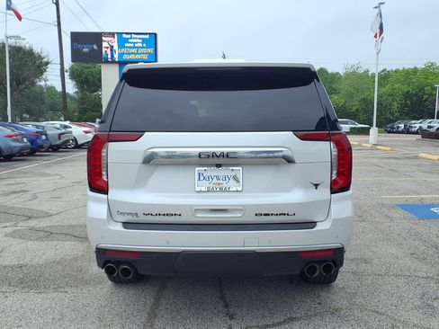 Used 2021 GMC Yukon XL Denali AWD/4WD image 22