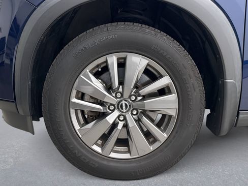 Used 2022 Nissan Pathfinder SV w/ SV Premium Package AWD/4WD image 12