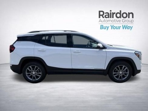 Used 2023 GMC Terrain SLT AWD/4WD image 8