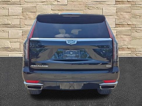 Used 2021 Cadillac Escalade ESV Premium Luxury w/ LPO, Radiant Package AWD/4WD image 3