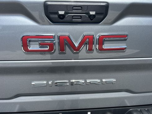 New 2026 GMC Sierra 2500 AT4 w/ Technology Package AWD/4WD image 10