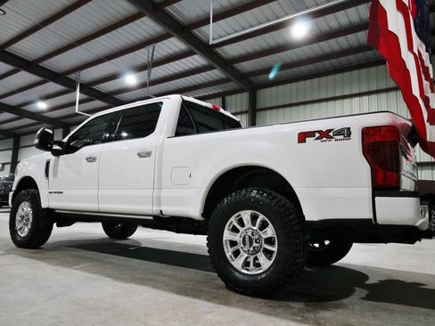 Used 2022 Ford F250 Limited AWD/4WD image 8