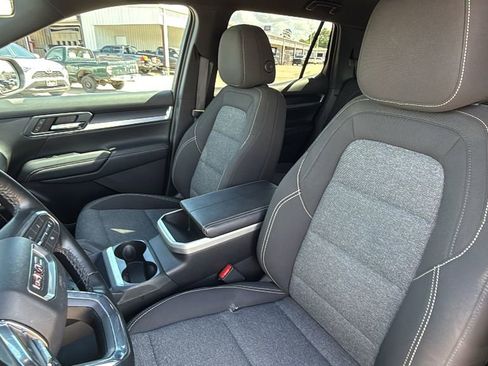 Used 2025 GMC Terrain Elevation FWD image 14