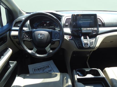 Used 2021 Honda Odyssey EX-L image 11