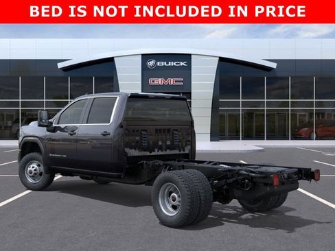 New 2025 GMC Sierra 3500 Pro w/ Convenience Package image 3