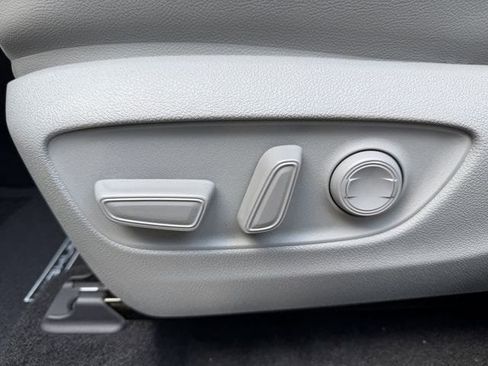 New 2026 Toyota Highlander XLE AWD/4WD image 26