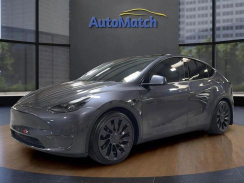 Used 2023 Tesla Model Y Performance image 5