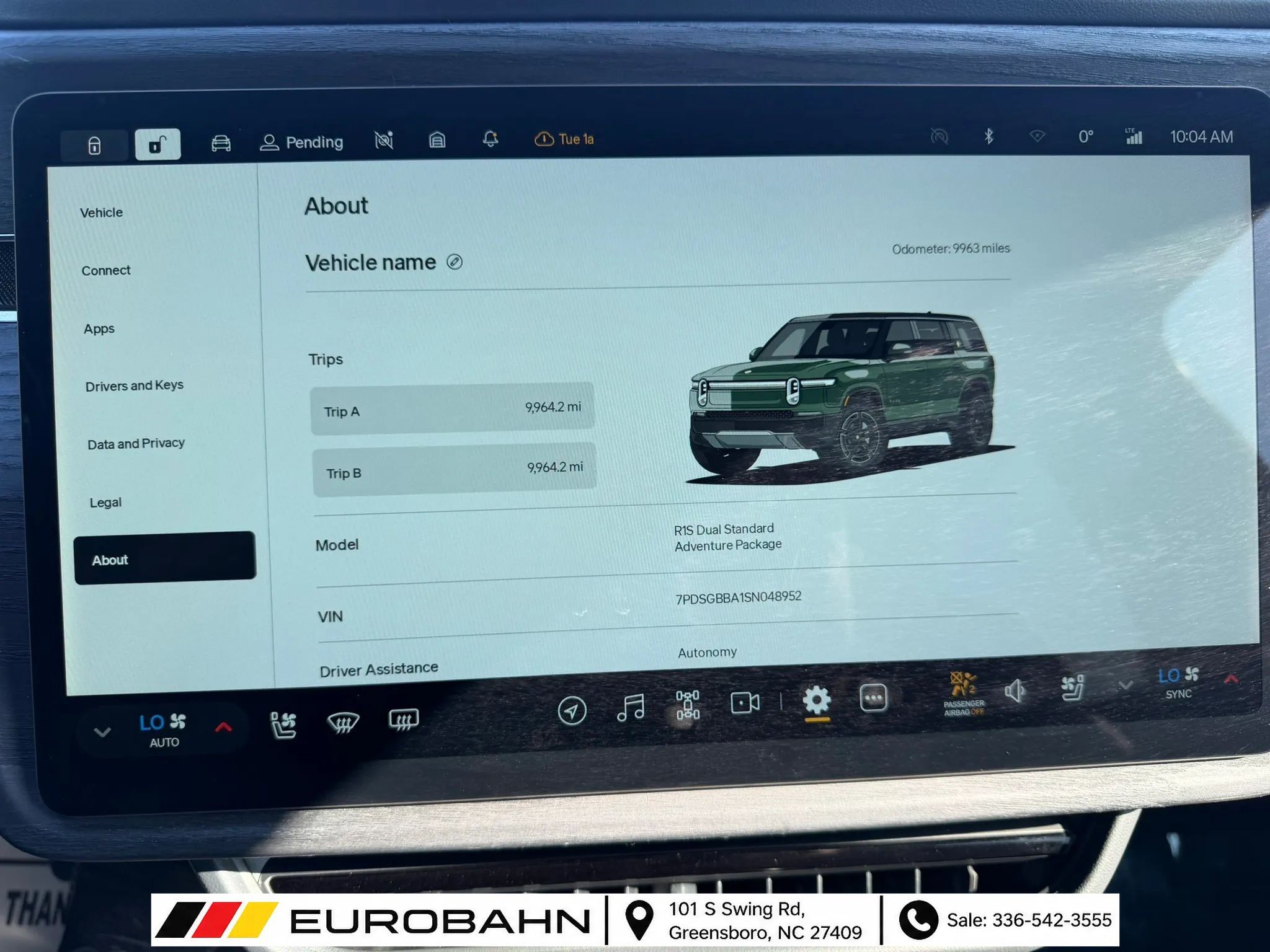 Used 2025 Rivian R1S Adventure Dual AWD/4WD image 14
