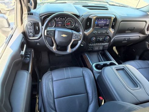 Used 2020 Chevrolet Silverado 3500 High Country w/ LPO, Hitch Package AWD/4WD image 15