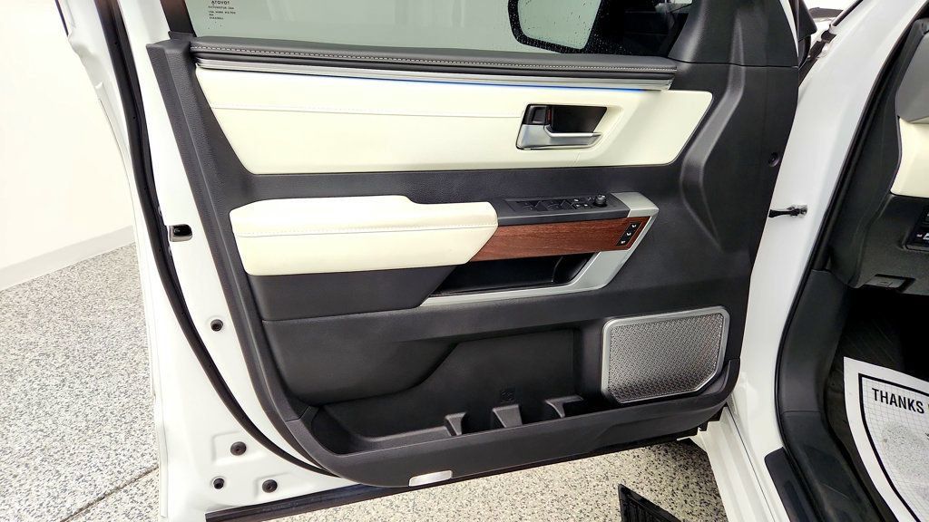 Used 2024 Toyota Tundra Capstone AWD/4WD image 12