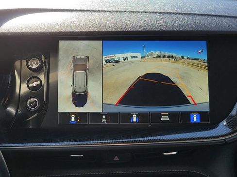 Used 2023 Buick Envision Essence w/ Technology Package I image 31