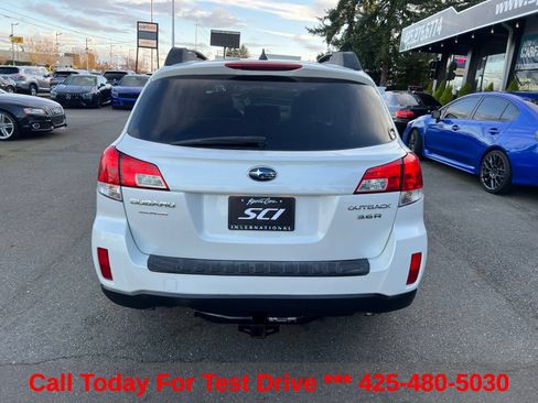 Used 2012 Subaru Outback 3.6R Limited AWD/4WD image 5